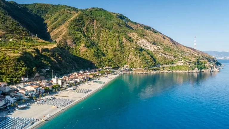 Scilla: una gemma della costa calabrese