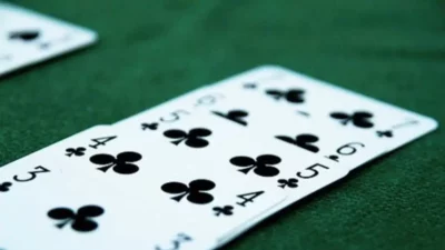 Il Burraco Internazionale: Regolamento e Strategie Il Burraco Internazionale: Regolamento e Strategie