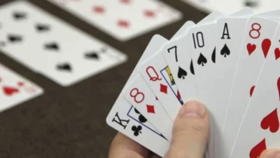 Il Torneo di Burraco: una sfida di strategia e abilità Il Torneo di Burraco: una sfida di strategia e abilità