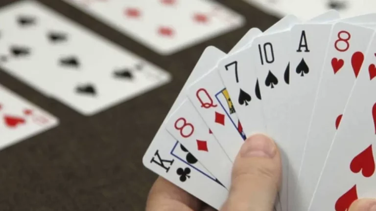 Il Torneo di Burraco: una sfida di strategia e abilità | Vacanze di gruppo | Horly Viaggi