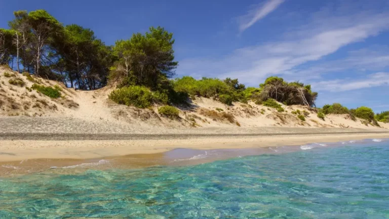 Le Dune incantate di Alimini: un paradiso naturale tra mare e macchia mediterranea | Vacanze di gruppo | Horly Viaggi